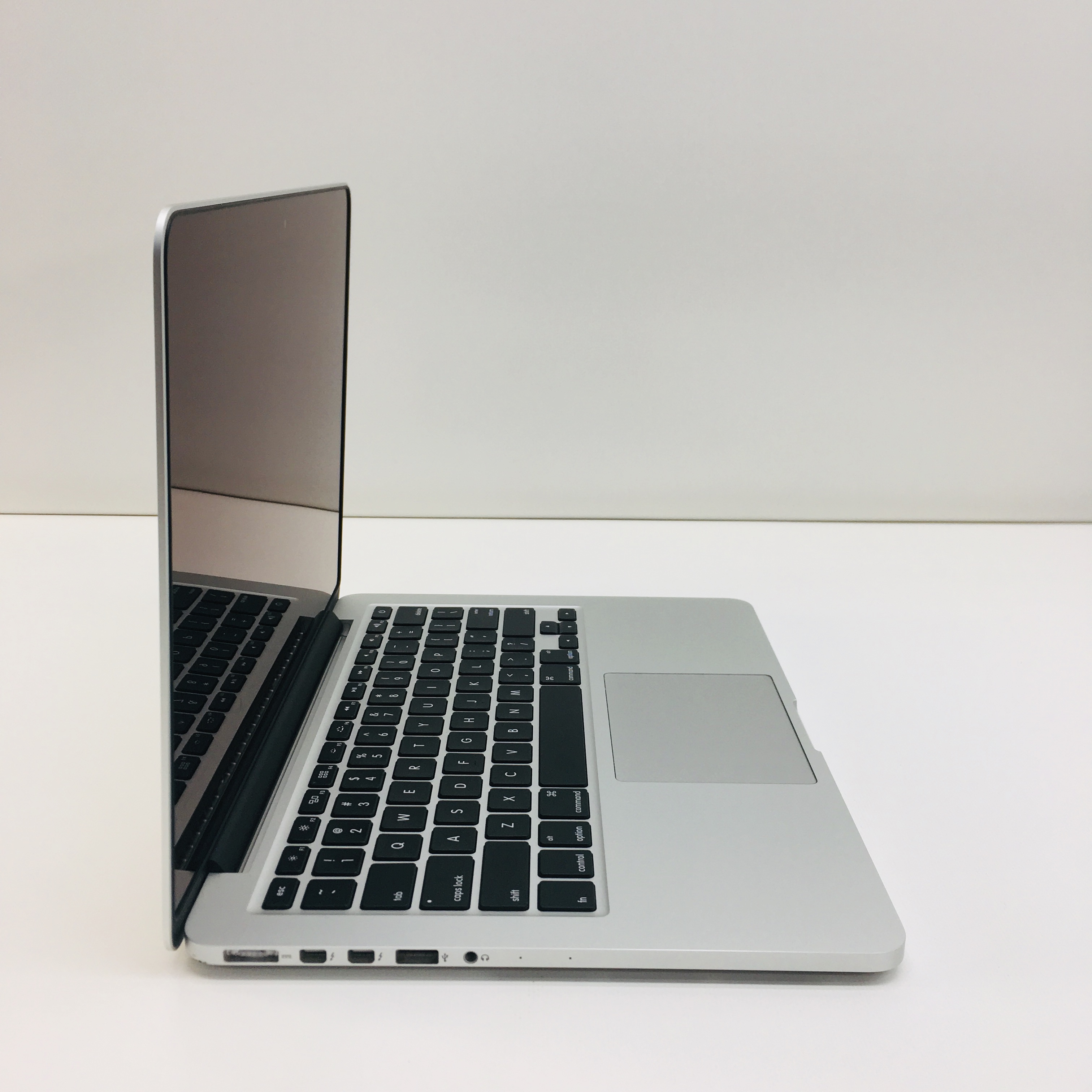 mid 2015 macbook pro 13 is 8 gb ram fast